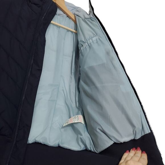 Puma | Full Zip Front Crop Puffer Warm Winter Coat with Zip Pockets - Picture 3 of 10